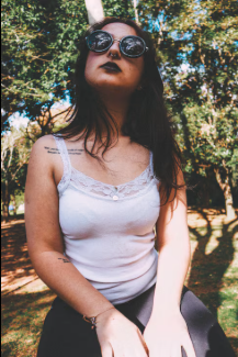 <em>Laura G.</em>